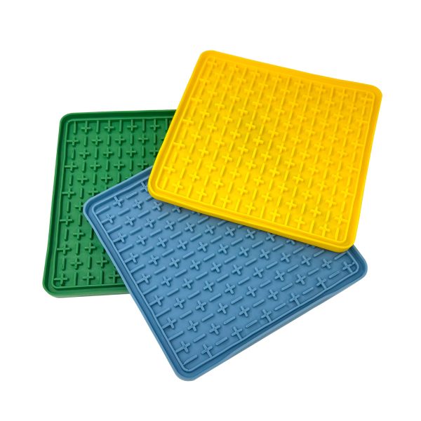 Dishwasher Safe Silicone Collapsible Lick Mat Dog With Suction Cups Dishwasher Safe Silicone Collapsible Lick Mat Dog With Suction Cups